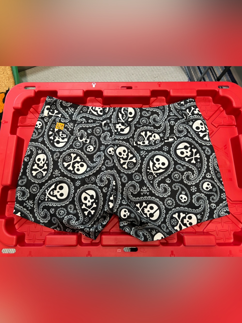 EUC Loudmouth Black & White Skull Paisley Women's Shorts size 12